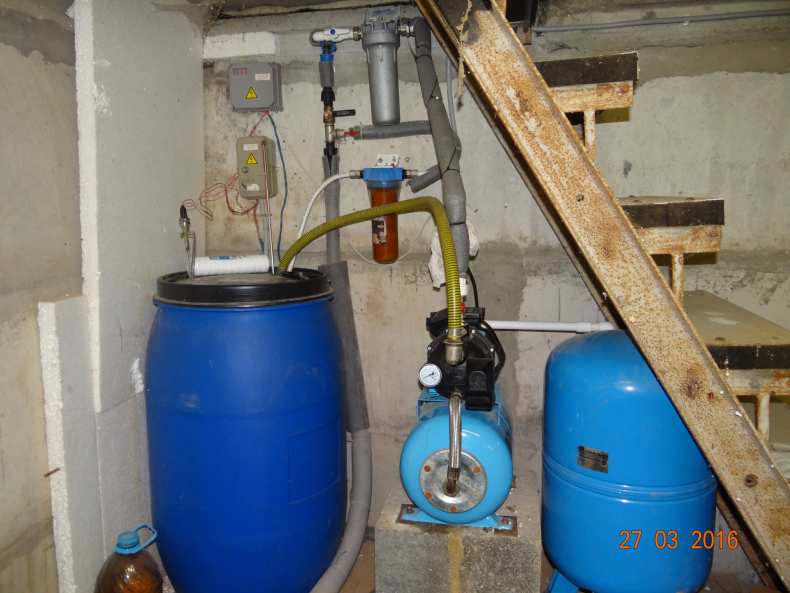 Давление в системе водоснабжения частного дома: специфика автономных систем способы нормализации давления