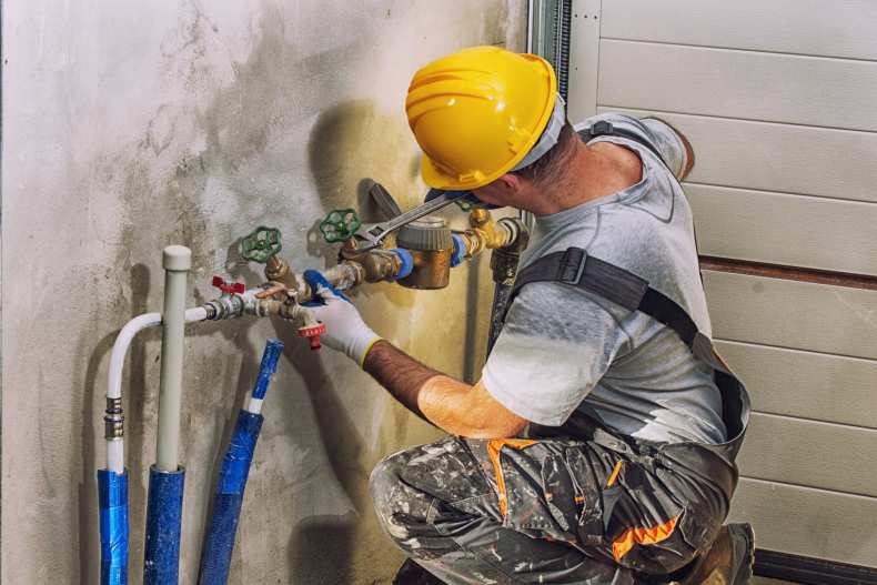 Консервация сантехники: для предупреждения неприятного запаха и сохранения работоспособности водопровода на дачном участке