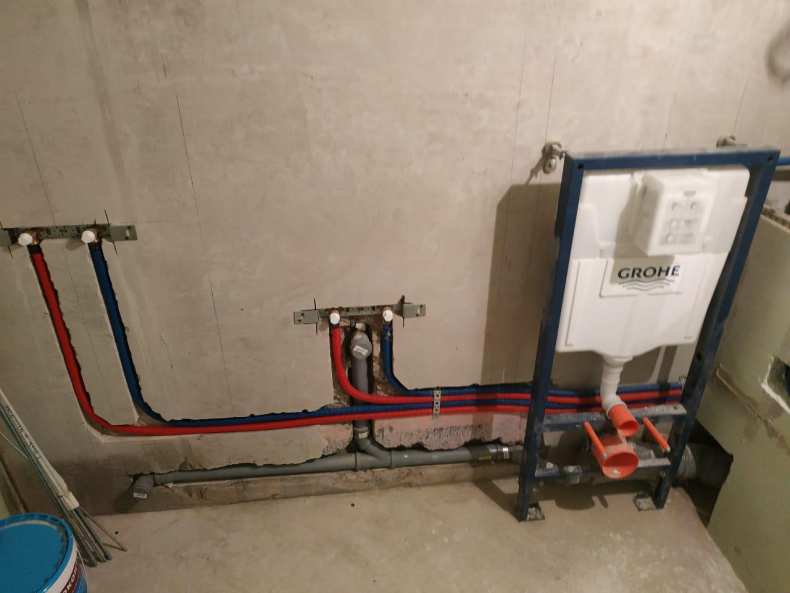 Разводка водопровода в квартире: инструкция, как разработать схему разводки труб для ванной, туалета, совмещенного санузла и кухни