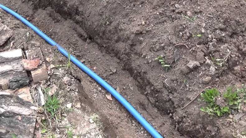Монтаж водопровода из полиэтиленовых труб